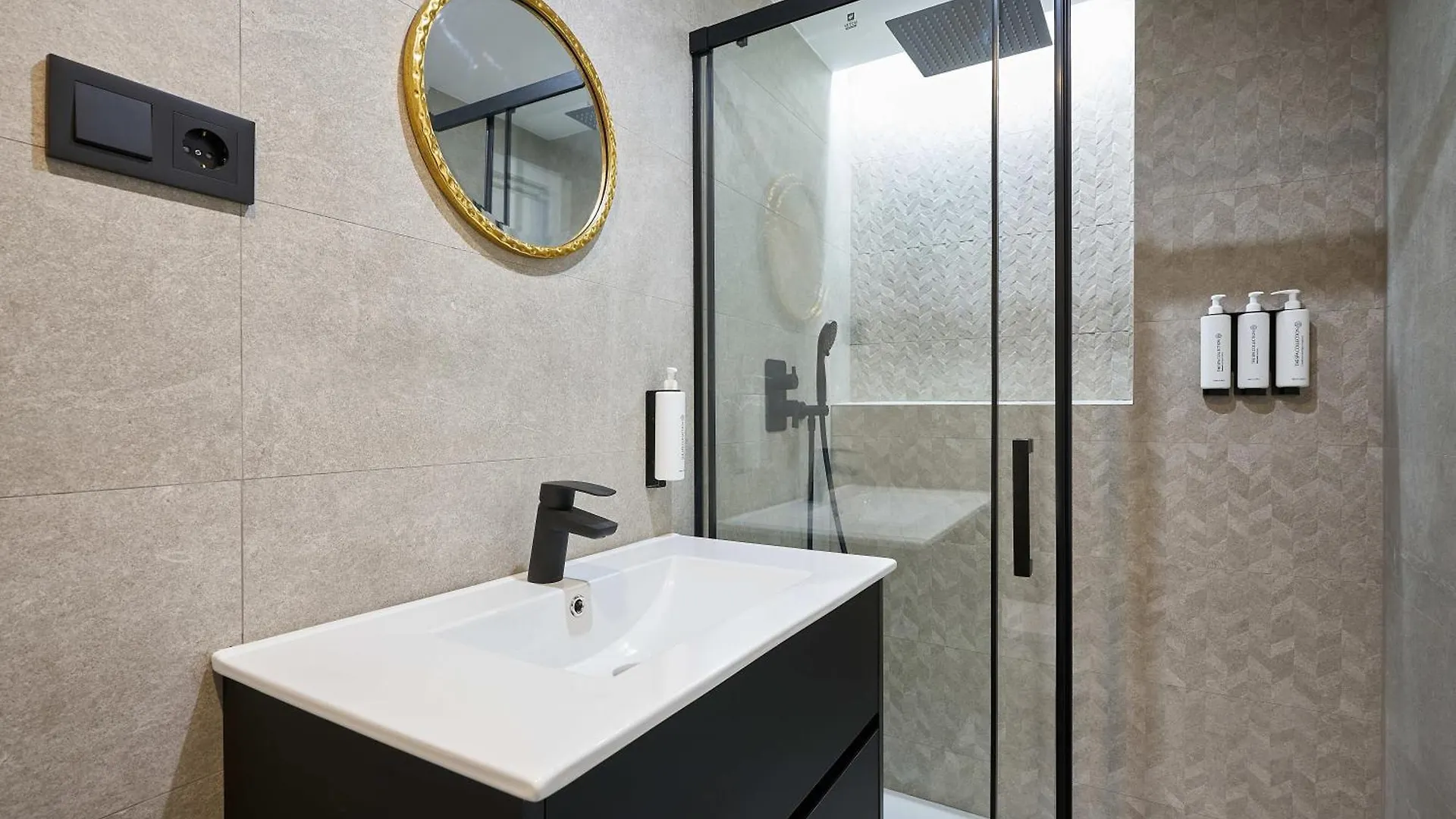 Apartamento Grace Málaga Lägenhet